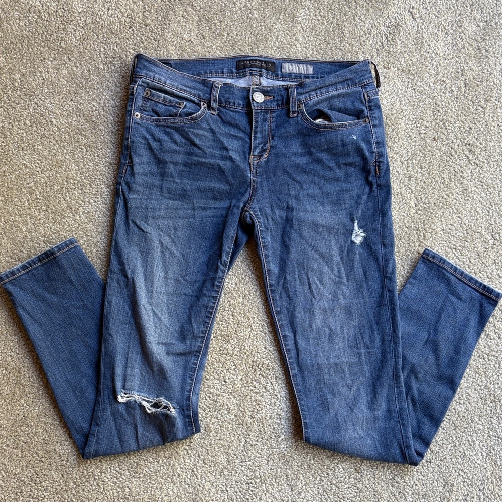 Aeropostale Dark Blue Skinny Jeans Distressed knee